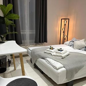 Private Bathroom Queen Room